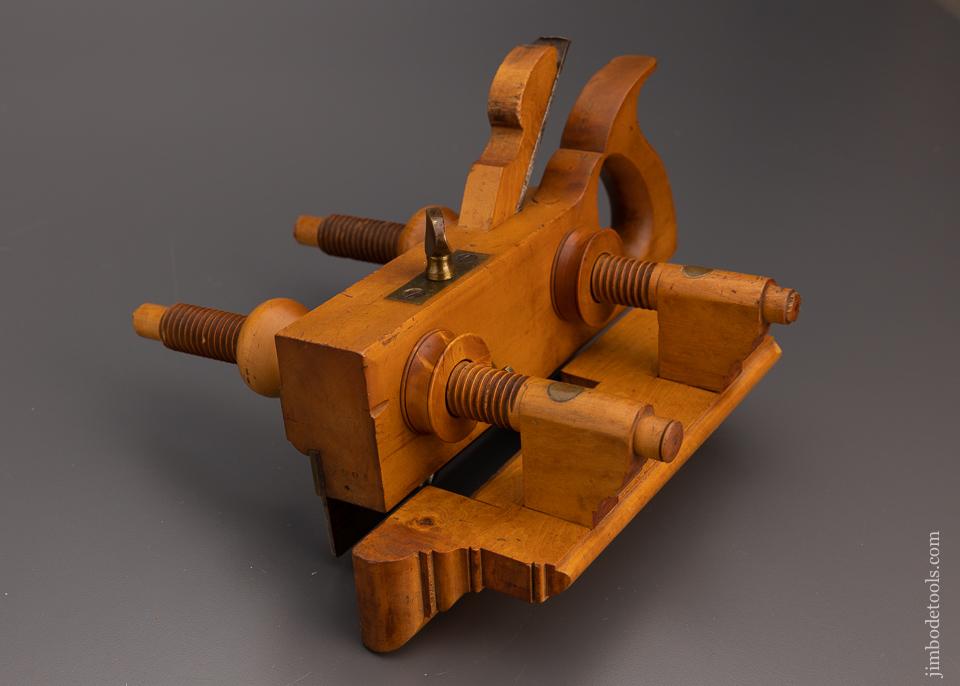 Extra Fine OHIO TOOL CO. No. 104 Solid Boxwood Plow Plane - 97942