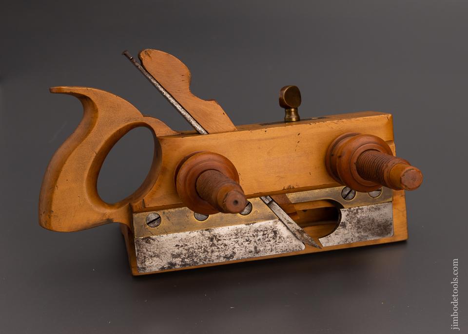 Extra Fine OHIO TOOL CO. No. 104 Solid Boxwood Plow Plane - 97942