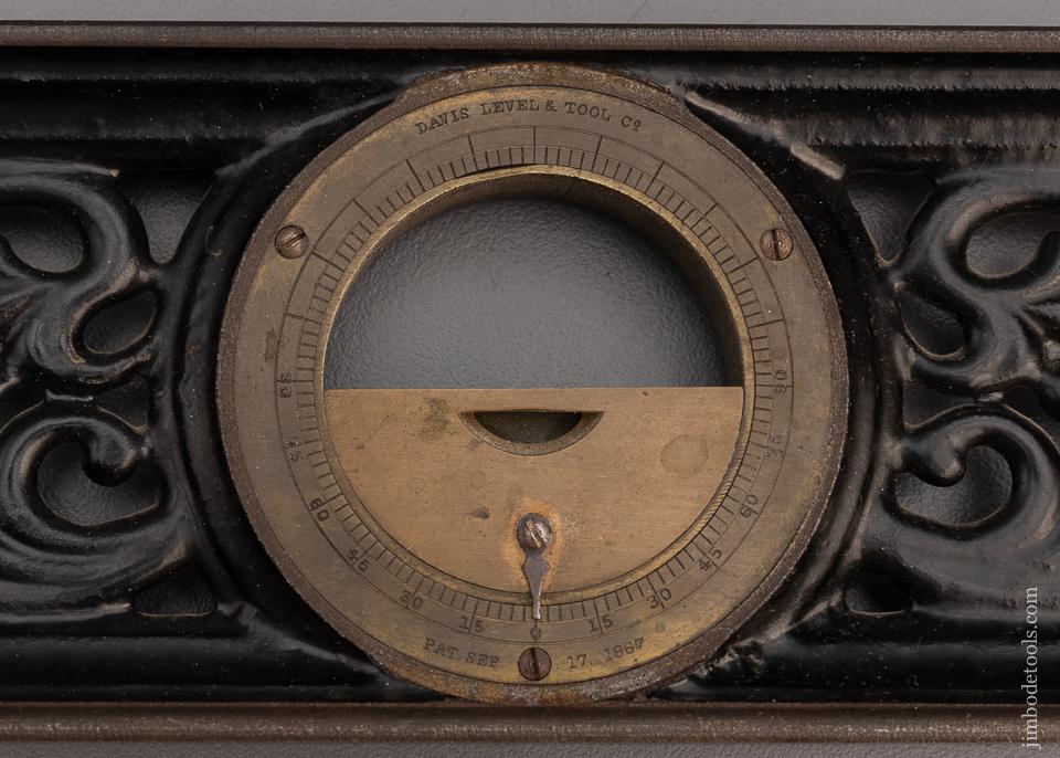 Near Mint DAVIS 24 Inch Ornate Inclinometer Level - 98008