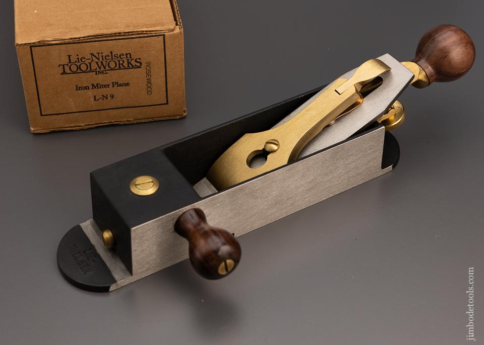 LIE NIELSEN No. 9 Iron Miter Plane with Rosewood Fittings Mint in Box Long Discontinued - EXCELSIOR 98044