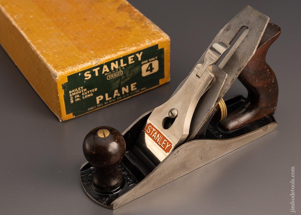 STANLEY No. 4 Smooth Plane Near Mint in Box - 98106