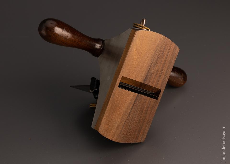 Fabulous Near Mint STANLEY No. 12 Scraper Plane with 22 Point Toothing iron - 98290