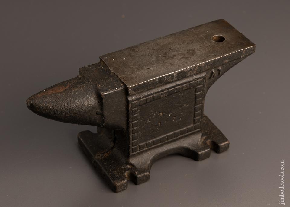 Fine American-made 7 Pound Anvil - 98299