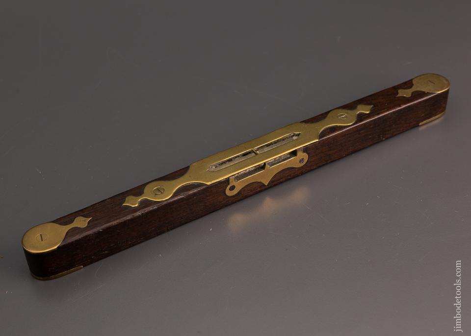 Fancy Rosewood Scottish Level - 98323