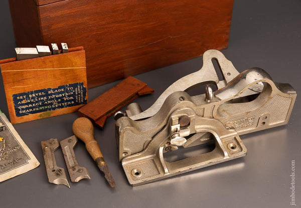 Near Mint STANLEY No. 444 Dovetail Plane Mint in Custom Box - 98361