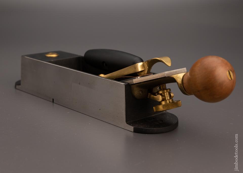 Discontinued LIE NIELSEN No. 9 Miter Plane with Hot Dog - 98514