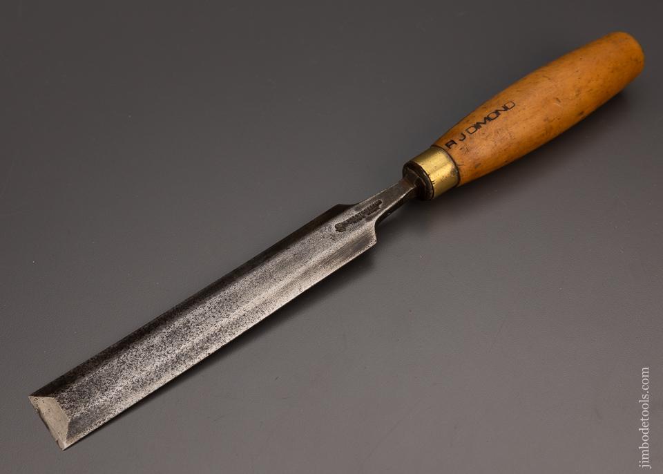 Long, Thin 1 1/4 Inch Boxwood Paring Chisel by E. PRESTON & SONS - 98755
