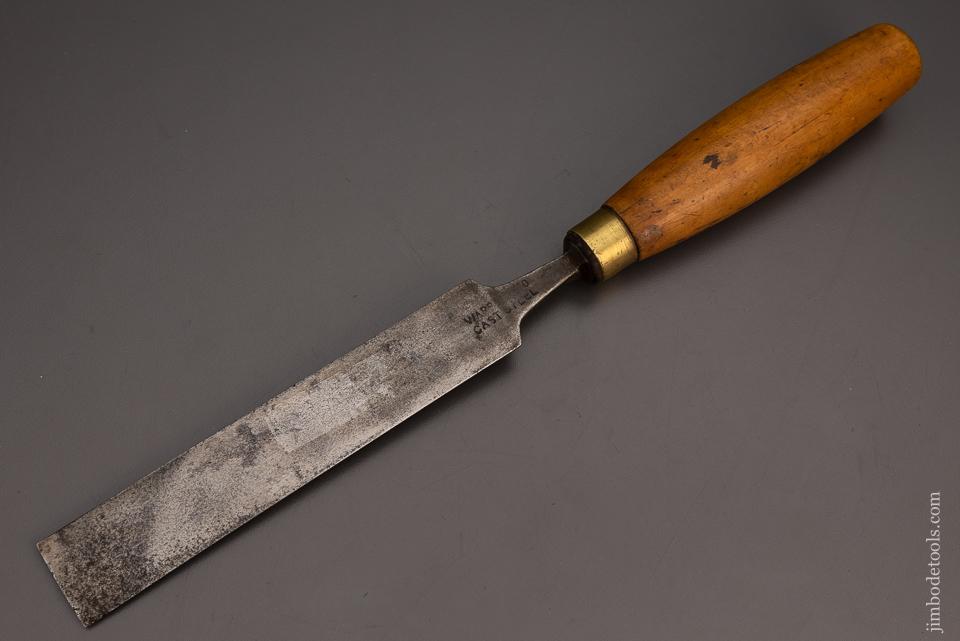 Long, Thin 1 1/4 Inch Boxwood Paring Chisel by E. PRESTON & SONS - 98755