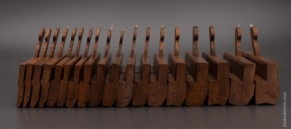 Fine Set of 18 Skewed Hollow & Round Planes by VARVILL - 98939