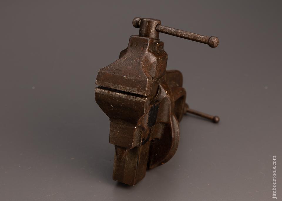 1 3/4 Inch STANLEY VICTOR No. 762 Vise 1908 Patent - 99487
