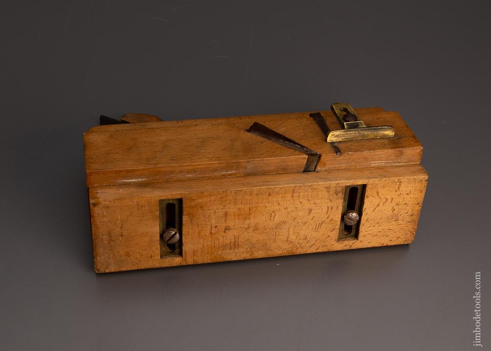 Extra Fine AUBURN TOOL CO. Moving Filletster Plane - 99529