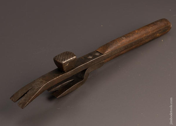 Vintage Box and Crate Hammer BRIDGEPORT HDWE. MFG. CORP. - 99575