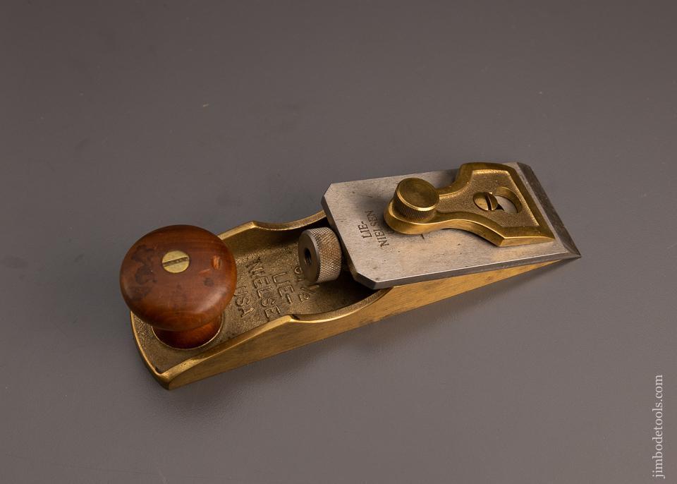 Fine LIE NIELSEN No. 97 1/2 Chisel Edge Plane - 99584