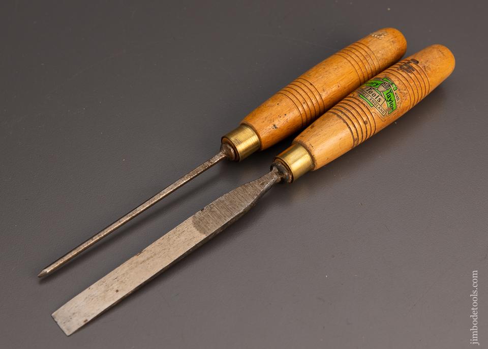 2 HENRY TAYLOR Carving Chisels with Decal - 99817