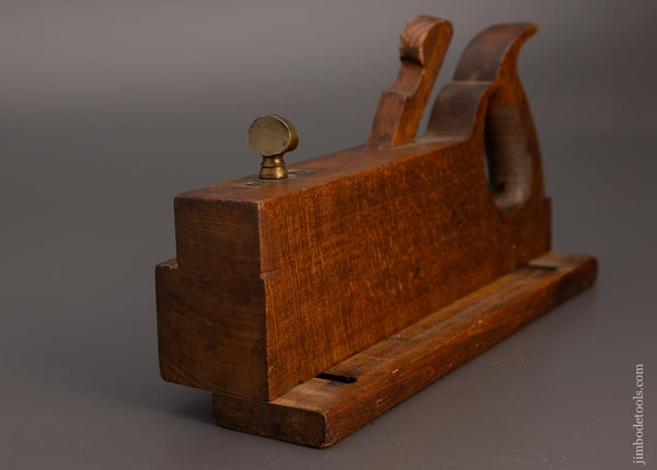 Magnificent Moving Filletster Plane by H. WELLS with Handle - 99919