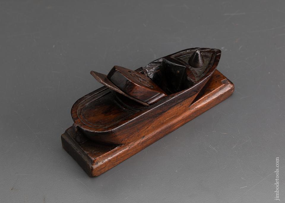 Rosewood Dutch 18th Century Figural Boat-Shaped Smooth Plane - EXCALIBUR 15