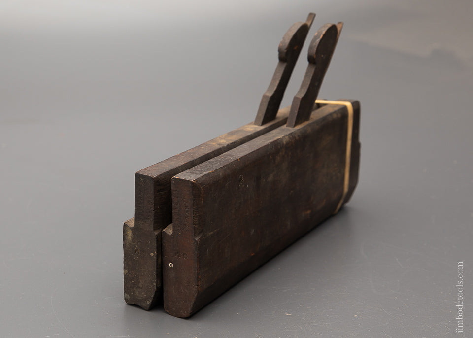 Pair of No. 10 Hollow & Round Planes Good+ - 103875