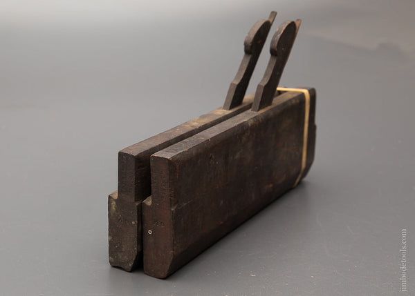 Pair of No. 10 Hollow & Round Planes Good+ - 103875