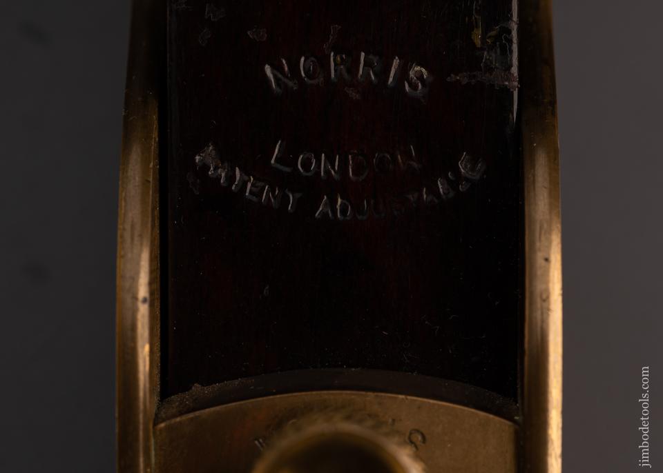 Very Rare and Extra Fine NORRIS No. A-31 Adjustable Thumb Plane - EXCELSIOR 100660