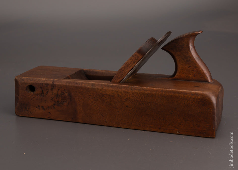 Exquisite “I. NICHOLSON LIVING IN WRENTHAM” Yellow Birch Crown Moulding Plane - EXCELSIOR 103111