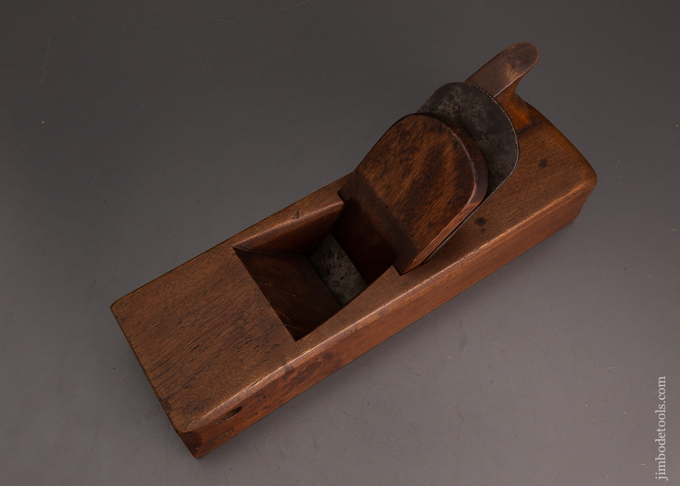 Exquisite “I. NICHOLSON LIVING IN WRENTHAM” Yellow Birch Crown Moulding Plane - EXCELSIOR 103111