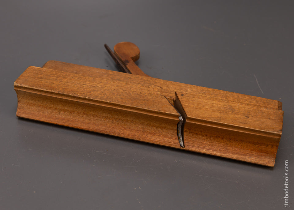 Dead Mint 4 STAR 18th Century 10 inch Yellow Birch Moulding Plane by ABRAHAM FISK - EXCELSIOR 110195