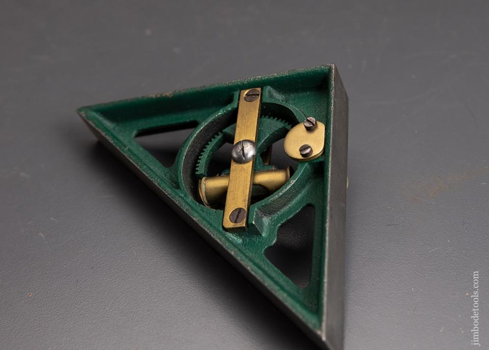 Amazing Patented? Corner Level and Inclinometer with Gear Driven Vial - EXCELSIOR 96004