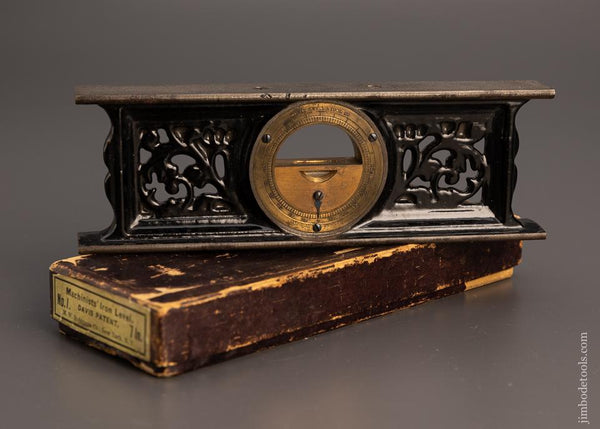 DAVIS PATENT Ornate Level 7 Inch Mint in Box - EXCELSIOR 99873